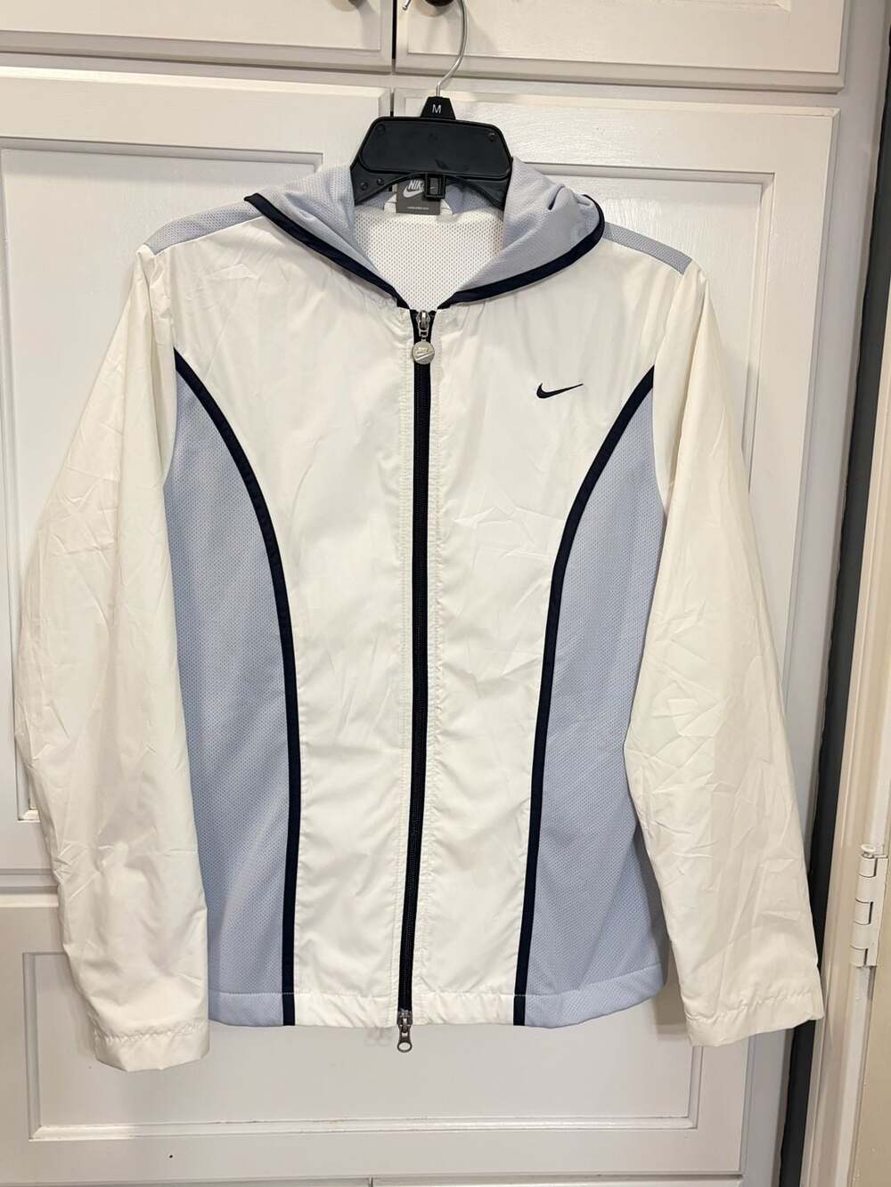 Nike Vintage Y2K White Light Blue Navy Hooded Windbreaker Jacket Medium